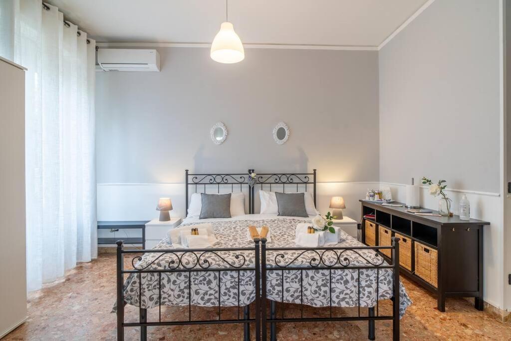 Terrazze Italiane City Center - White Apartment เวโรนา ภายนอก รูปภาพ