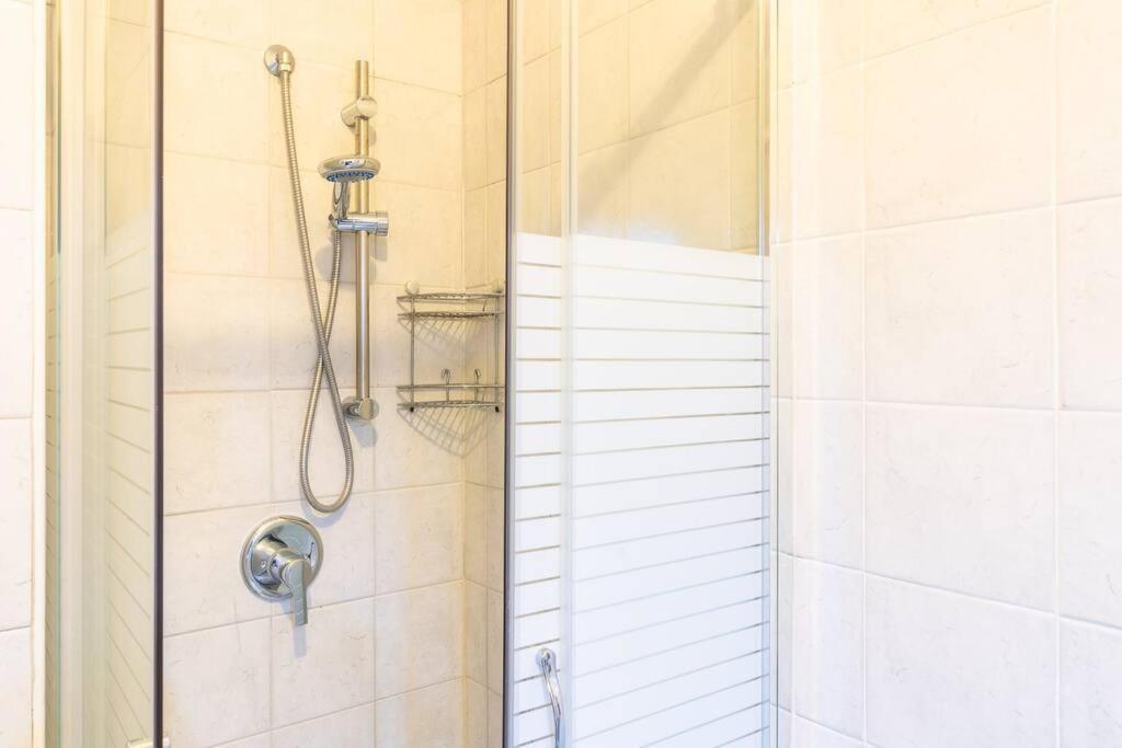 Terrazze Italiane City Center - White Apartment เวโรนา ภายนอก รูปภาพ